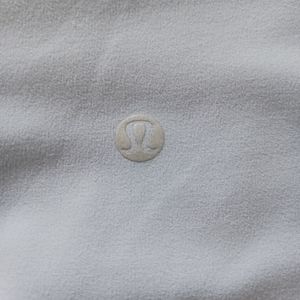 Lululemon size 10